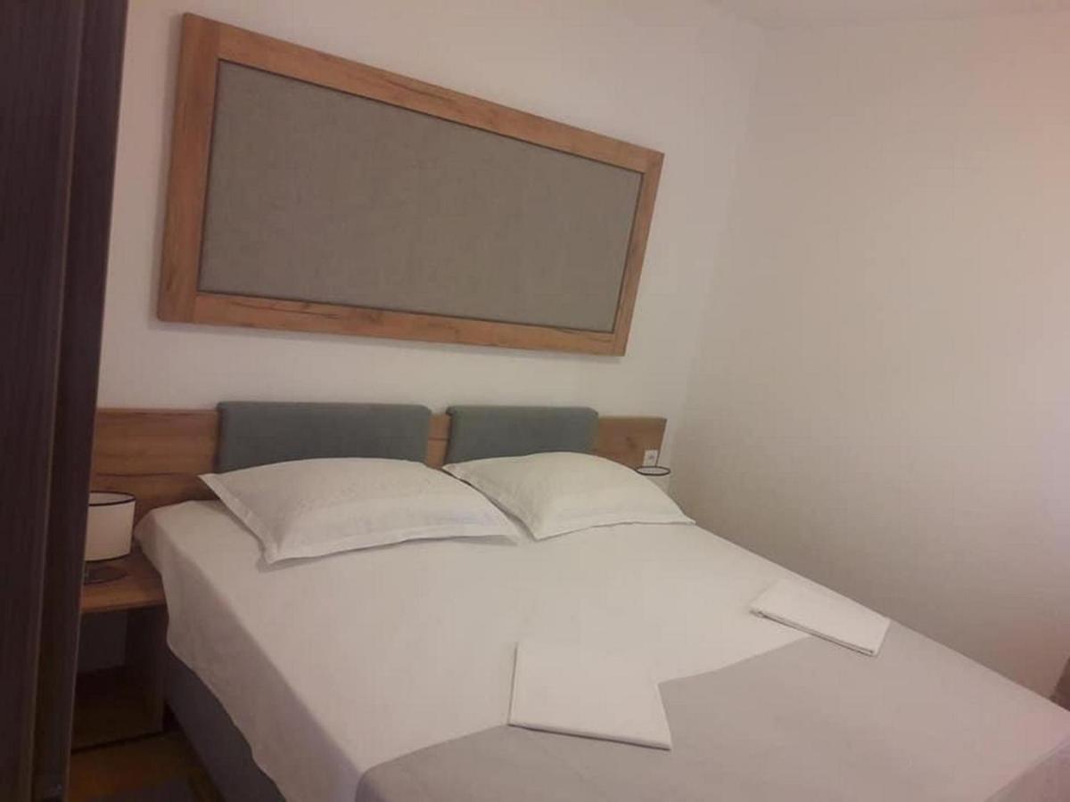 Apartman Kristina Trogir Exteriér fotografie